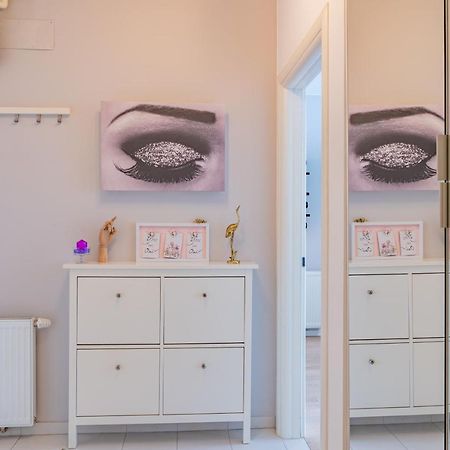 Flexible Selfcheckins 23 - Zagreb - Garage - Electric Vehicle Ccharger - Loggia - New - Luxuryアパートメント エクステリア 写真